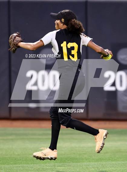 Thumbnail 1 in Greenway vs. Salpointe Catholic (AIA 4A Finals) photogallery.