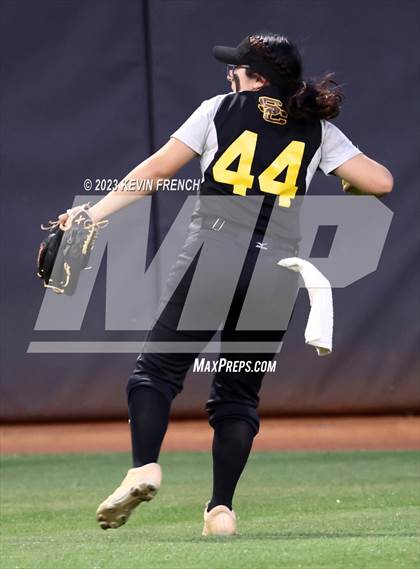 Thumbnail 3 in Greenway vs. Salpointe Catholic (AIA 4A Finals) photogallery.