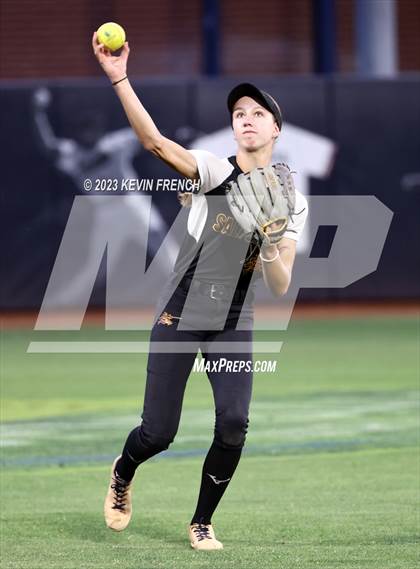 Thumbnail 2 in Greenway vs. Salpointe Catholic (AIA 4A Finals) photogallery.