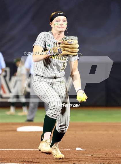 Thumbnail 2 in Greenway vs. Salpointe Catholic (AIA 4A Finals) photogallery.