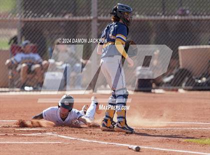 Thumbnail 1 in Boulder City vs Virgin Valley (NIAA 3A Winners Semis) photogallery.