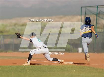 Thumbnail 2 in Boulder City vs Virgin Valley (NIAA 3A Winners Semis) photogallery.