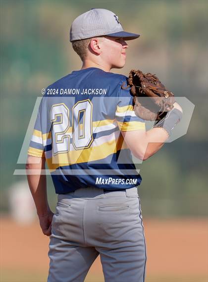 Thumbnail 3 in Boulder City vs Virgin Valley (NIAA 3A Winners Semis) photogallery.