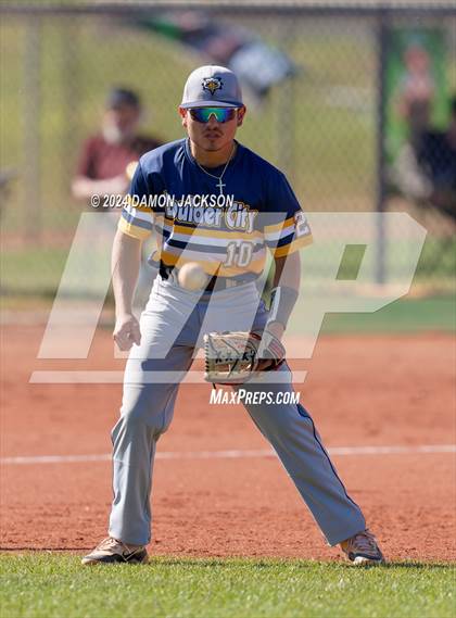 Thumbnail 1 in Boulder City vs Virgin Valley (NIAA 3A Winners Semis) photogallery.