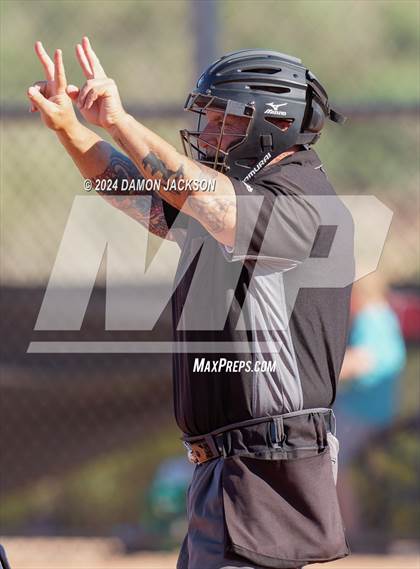 Thumbnail 3 in Boulder City vs Virgin Valley (NIAA 3A Winners Semis) photogallery.