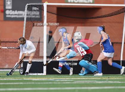 Thumbnail 2 in First Colonial vs Riverside (VHSL Class 5 Semifinal) photogallery.