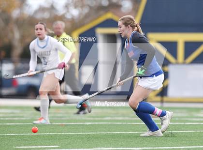 Thumbnail 2 in First Colonial vs Riverside (VHSL Class 5 Semifinal) photogallery.