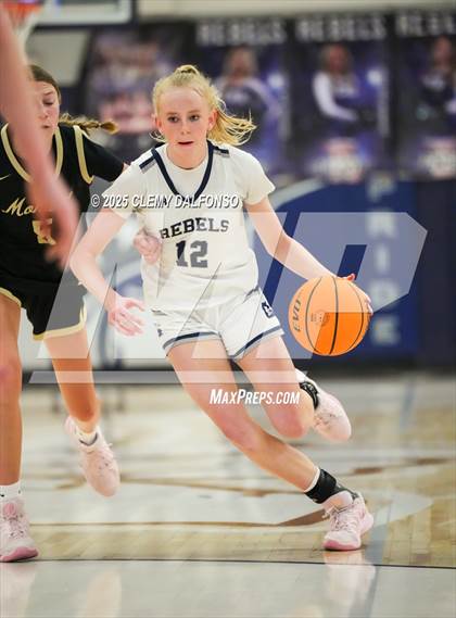 Thumbnail 2 in Monarch vs Columbine (CHSAA 6A Playoffs Round 1) photogallery.