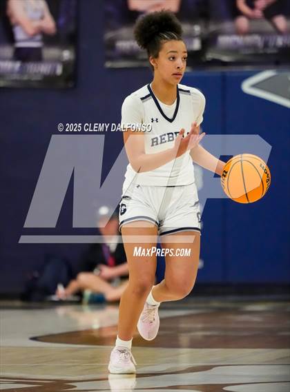 Thumbnail 3 in Monarch vs Columbine (CHSAA 6A Playoffs Round 1) photogallery.