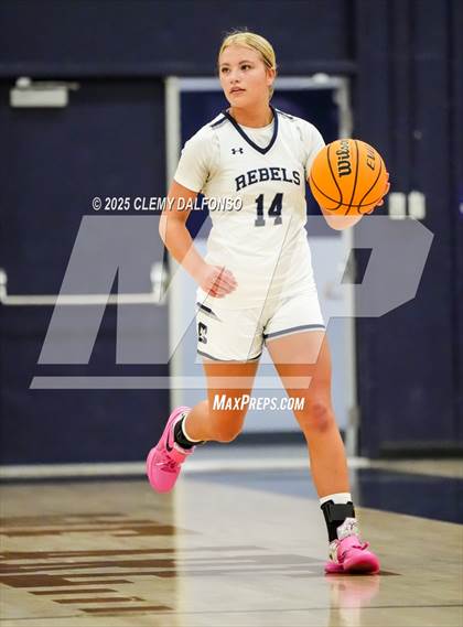 Thumbnail 1 in Monarch vs Columbine (CHSAA 6A Playoffs Round 1) photogallery.