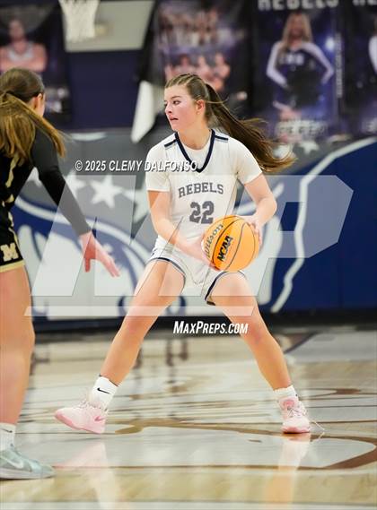 Thumbnail 3 in Monarch vs Columbine (CHSAA 6A Playoffs Round 1) photogallery.