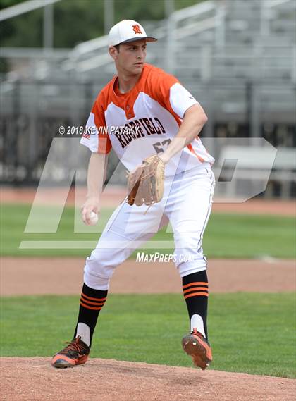 Thumbnail 3 in Cheshire vs. Ridgefield (CIAC Class LL Final) photogallery.