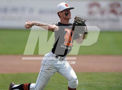 Thumbnail 1 in Cheshire vs. Ridgefield (CIAC Class LL Final) photogallery.
