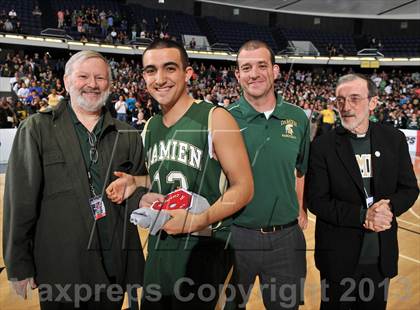 Thumbnail 2 in Damien vs. Santa Margarita (CIF SS DIV 3AA Final) photogallery.