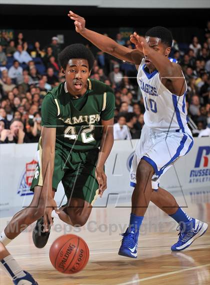 Thumbnail 2 in Damien vs. Santa Margarita (CIF SS DIV 3AA Final) photogallery.
