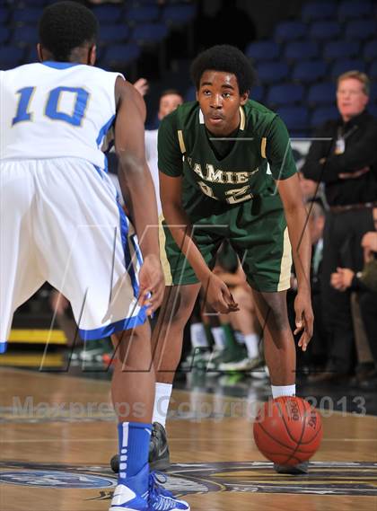 Thumbnail 2 in Damien vs. Santa Margarita (CIF SS DIV 3AA Final) photogallery.