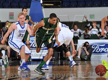 Thumbnail 3 in Damien vs. Santa Margarita (CIF SS DIV 3AA Final) photogallery.