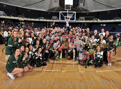 Thumbnail 2 in Damien vs. Santa Margarita (CIF SS DIV 3AA Final) photogallery.