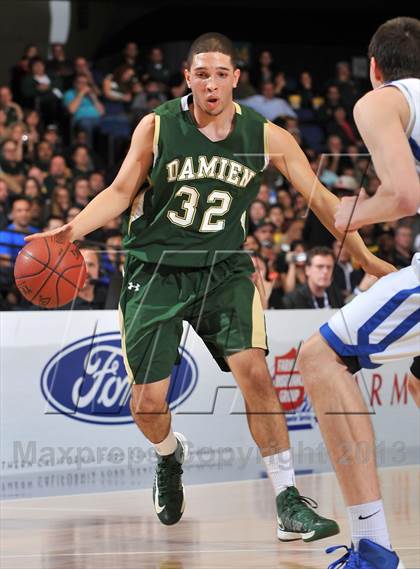 Thumbnail 2 in Damien vs. Santa Margarita (CIF SS DIV 3AA Final) photogallery.