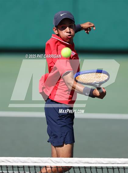 Thumbnail 2 in Wylie vs Frisco Centennial (UIL 5A Tennis Semifinal) photogallery.