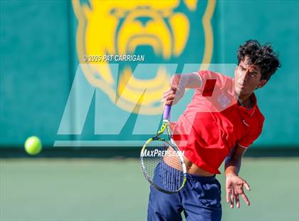 Thumbnail 3 in Wylie vs Frisco Centennial (UIL 5A Tennis Semifinal) photogallery.