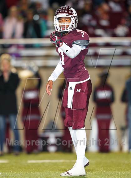Thumbnail 3 in Mesquite vs. Allen (UIL 5A Division 1 Region 2 Area Playoff) photogallery.