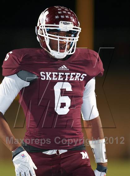 Thumbnail 1 in Mesquite vs. Allen (UIL 5A Division 1 Region 2 Area Playoff) photogallery.