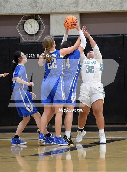 Thumbnail 1 in Santa Margarita vs. Aliso Niguel (Tom Riach Tournament) photogallery.