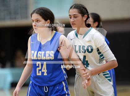 Thumbnail 3 in Santa Margarita vs. Aliso Niguel (Tom Riach Tournament) photogallery.