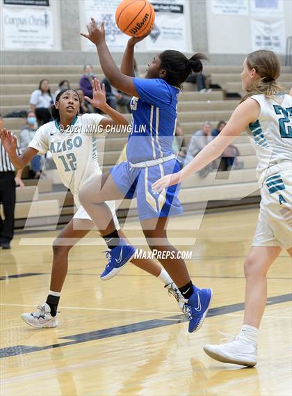 Thumbnail 2 in Santa Margarita vs. Aliso Niguel (Tom Riach Tournament) photogallery.