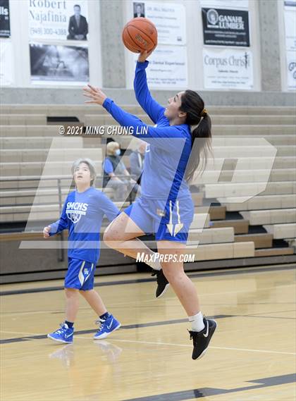 Thumbnail 2 in Santa Margarita vs. Aliso Niguel (Tom Riach Tournament) photogallery.