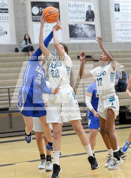 Thumbnail 1 in Santa Margarita vs. Aliso Niguel (Tom Riach Tournament) photogallery.