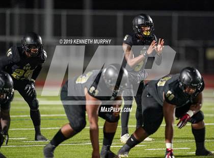 Thumbnail 2 in Midlothian vs South Oak Cliff (UIL 5A Bi-District Playoff) photogallery.