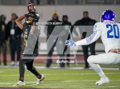Thumbnail 2 in Midlothian vs South Oak Cliff (UIL 5A Bi-District Playoff) photogallery.