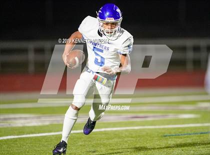 Thumbnail 3 in Midlothian vs South Oak Cliff (UIL 5A Bi-District Playoff) photogallery.