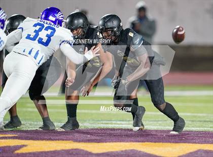 Thumbnail 2 in Midlothian vs South Oak Cliff (UIL 5A Bi-District Playoff) photogallery.