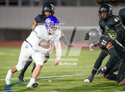 Thumbnail 2 in Midlothian vs South Oak Cliff (UIL 5A Bi-District Playoff) photogallery.