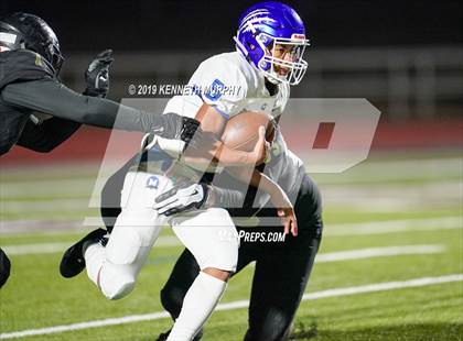 Thumbnail 3 in Midlothian vs South Oak Cliff (UIL 5A Bi-District Playoff) photogallery.