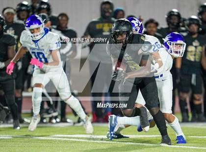 Thumbnail 3 in Midlothian vs South Oak Cliff (UIL 5A Bi-District Playoff) photogallery.