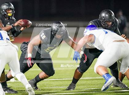 Thumbnail 1 in Midlothian vs South Oak Cliff (UIL 5A Bi-District Playoff) photogallery.
