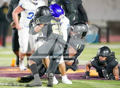 Thumbnail 3 in Midlothian vs South Oak Cliff (UIL 5A Bi-District Playoff) photogallery.