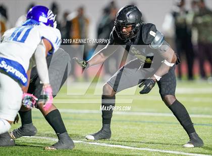 Thumbnail 2 in Midlothian vs South Oak Cliff (UIL 5A Bi-District Playoff) photogallery.