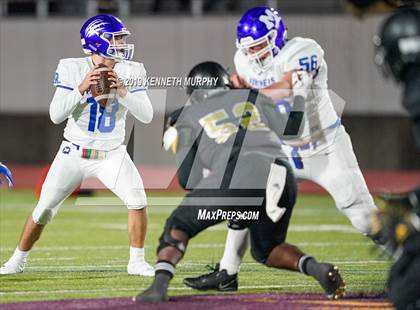 Thumbnail 2 in Midlothian vs South Oak Cliff (UIL 5A Bi-District Playoff) photogallery.