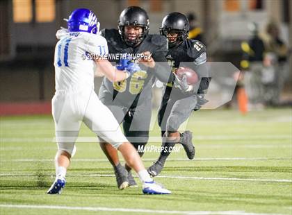 Thumbnail 3 in Midlothian vs South Oak Cliff (UIL 5A Bi-District Playoff) photogallery.