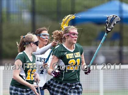 Thumbnail 1 in Liberty vs. West Linn photogallery.