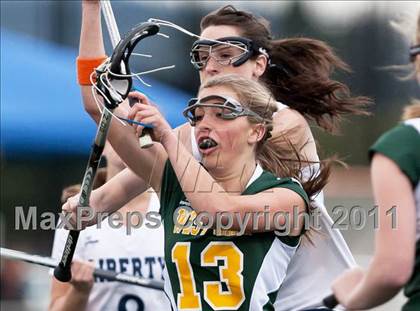 Thumbnail 1 in Liberty vs. West Linn photogallery.