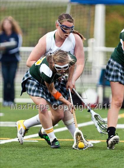 Thumbnail 3 in Liberty vs. West Linn photogallery.