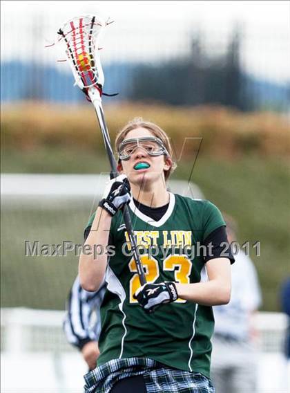 Thumbnail 2 in Liberty vs. West Linn photogallery.