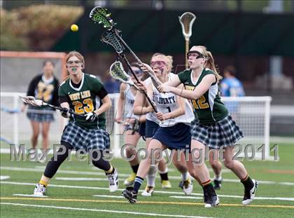 Thumbnail 3 in Liberty vs. West Linn photogallery.