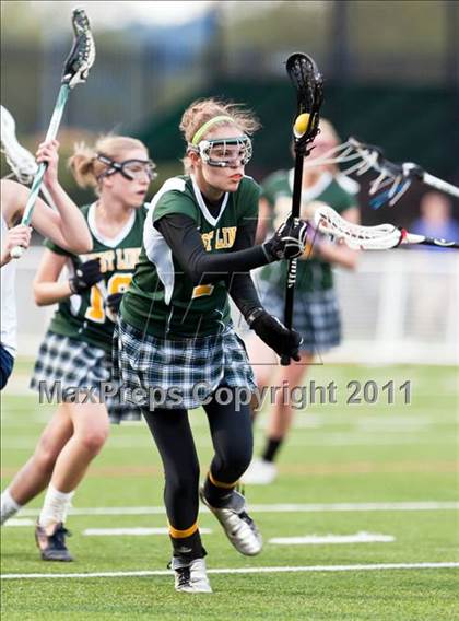 Thumbnail 1 in Liberty vs. West Linn photogallery.